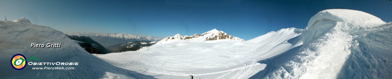 63 Panoramica verso il versante veltellinese al Passo San Marcio.jpg